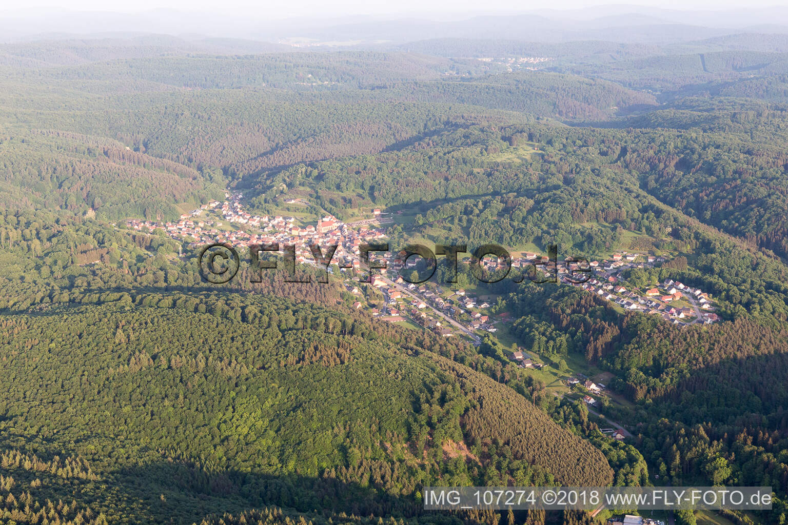 Vue aérienne de Cherche à Soucht dans le département Moselle, France