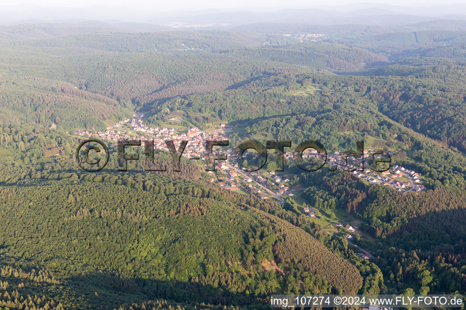 Vue aérienne de Cherche à Soucht dans le département Moselle, France