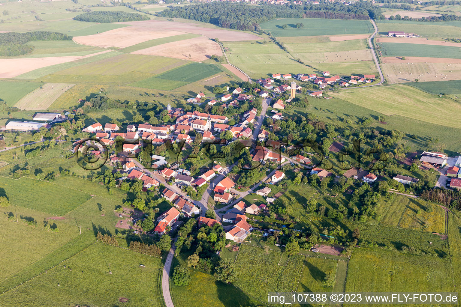 Vue aérienne de Honskirch dans le département Moselle, France