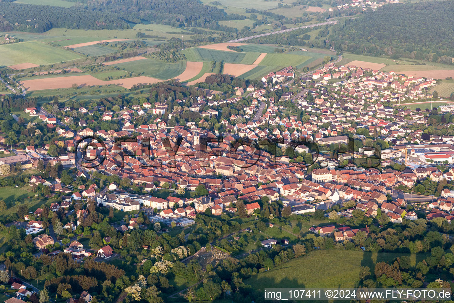 Vue oblique de Sarre-Union dans le département Bas Rhin, France