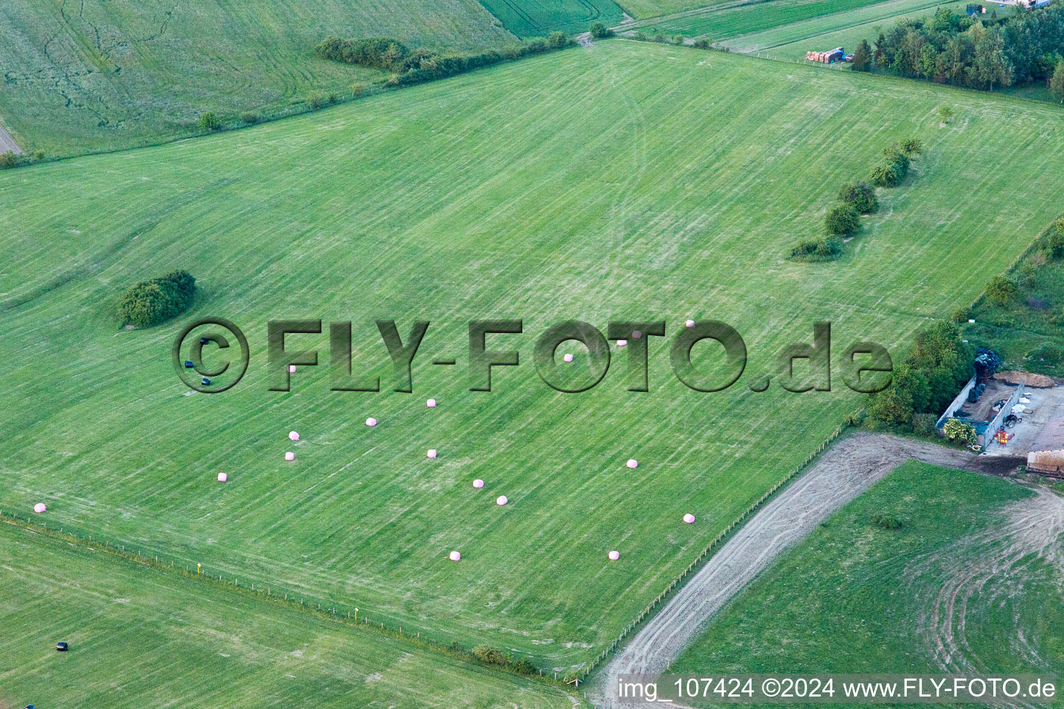 Vue aérienne de Bining dans le département Moselle, France