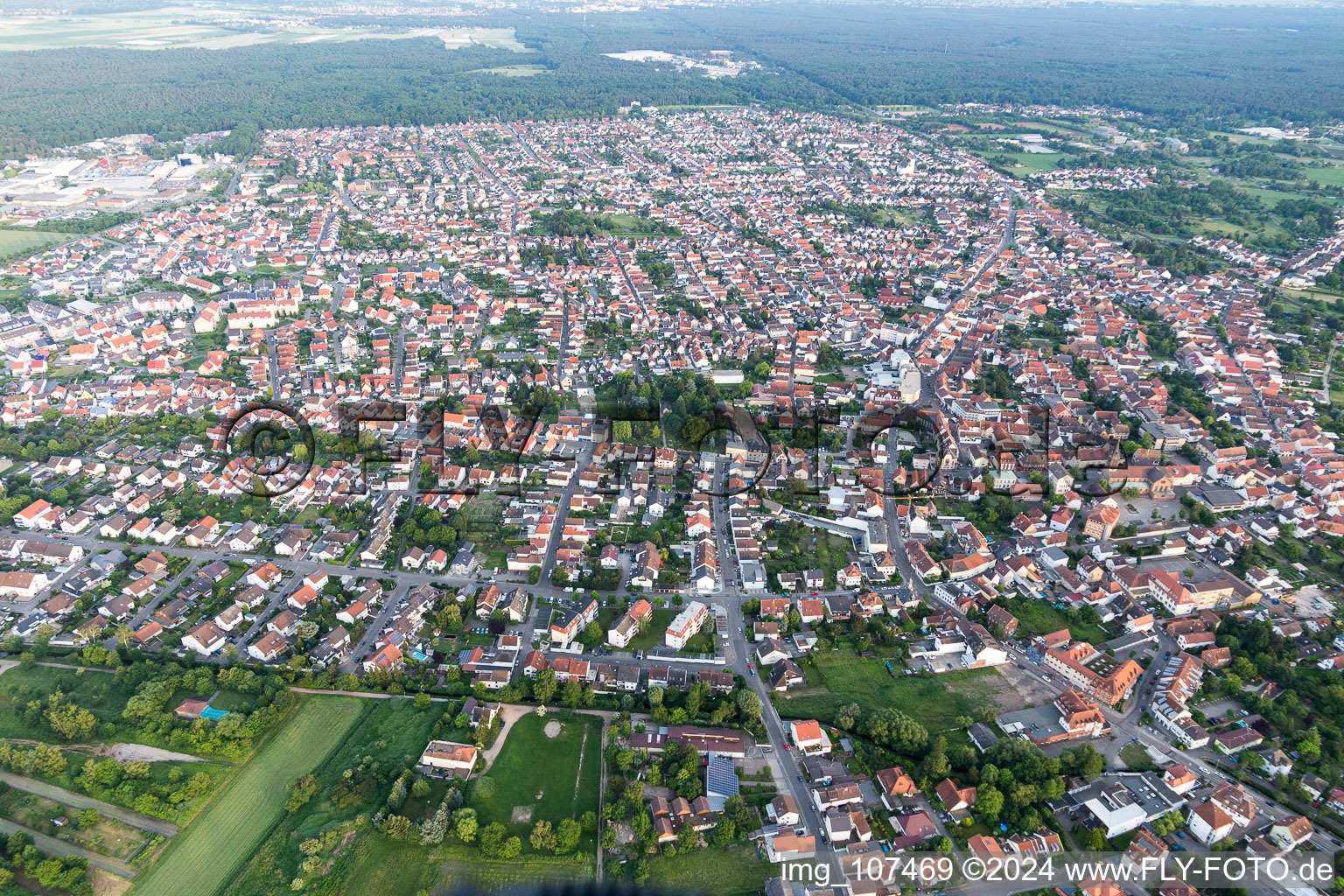 Schifferstadt dans le département Rhénanie-Palatinat, Allemagne d'en haut