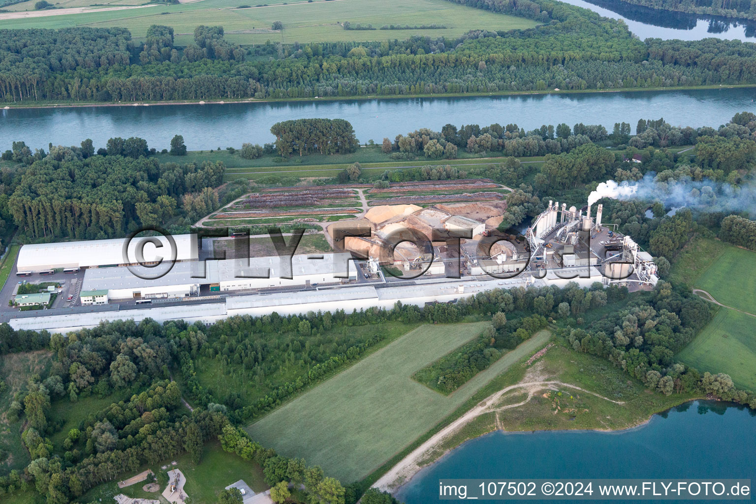 Germersheim dans le département Rhénanie-Palatinat, Allemagne vue d'en haut