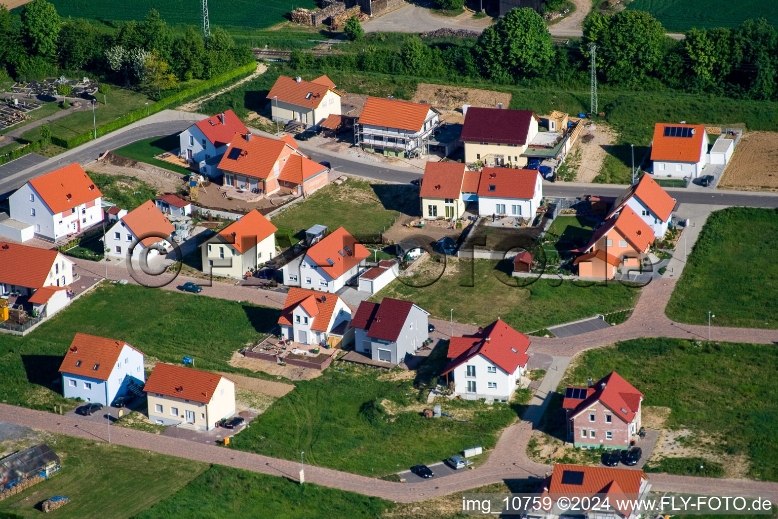 Quartier Schaidt in Wörth am Rhein dans le département Rhénanie-Palatinat, Allemagne d'un drone