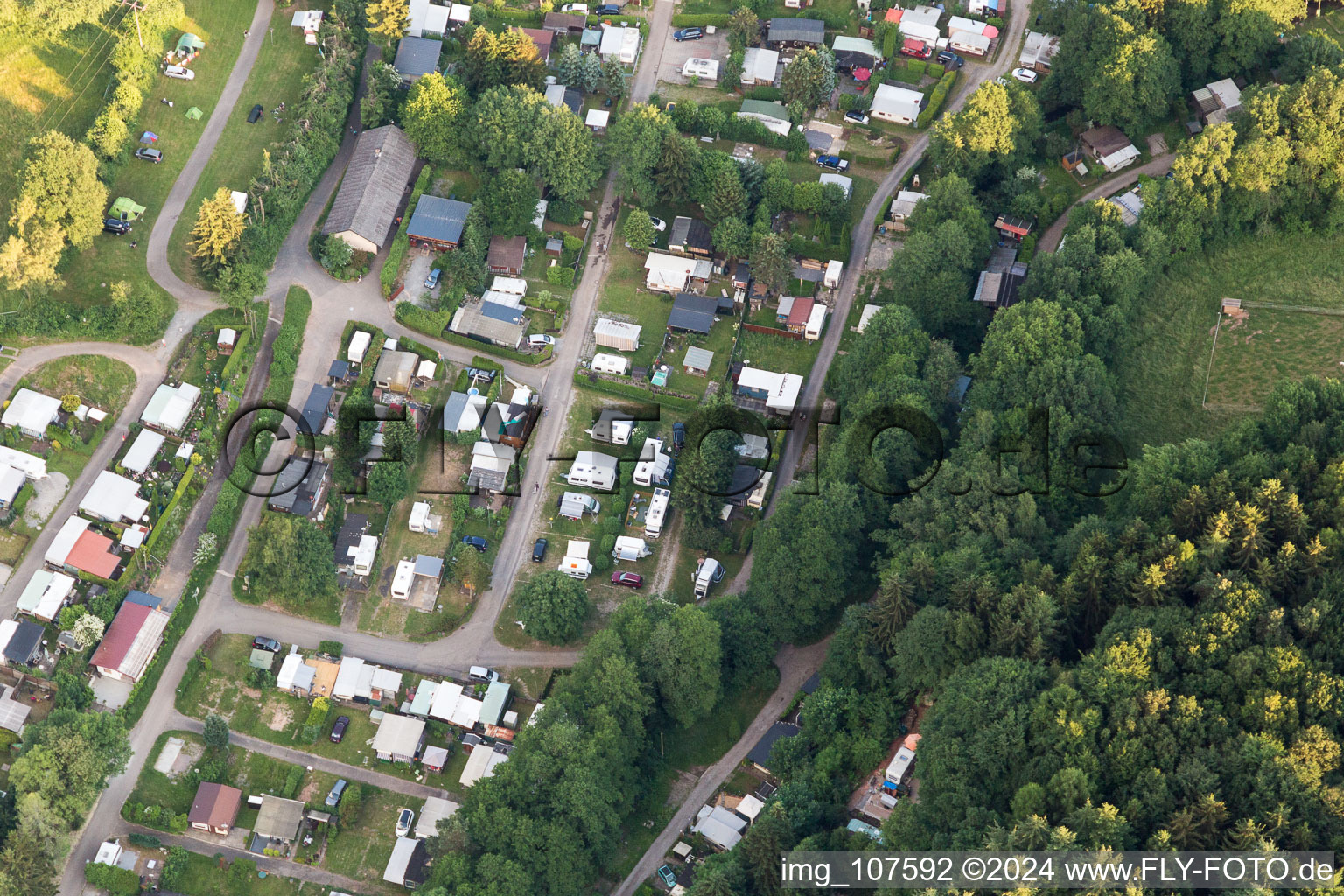 Camping Odenwald à Krumbach dans le département Bade-Wurtemberg, Allemagne d'en haut