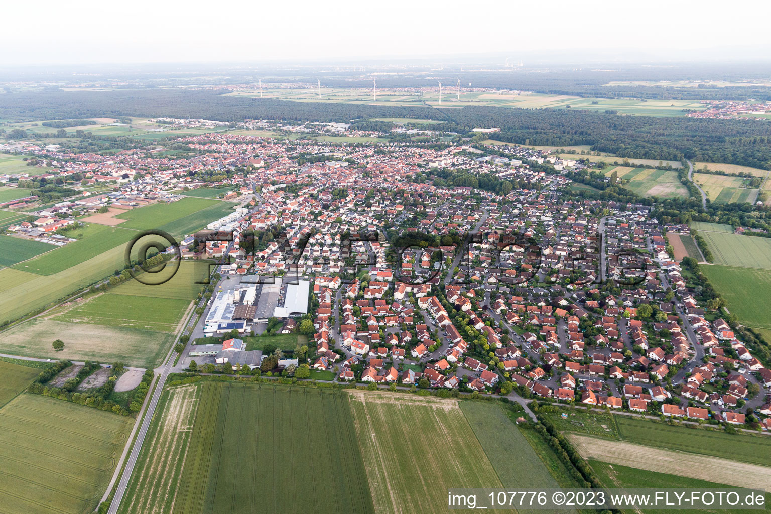 Vue oblique de Quartier Herxheim in Herxheim bei Landau dans le département Rhénanie-Palatinat, Allemagne