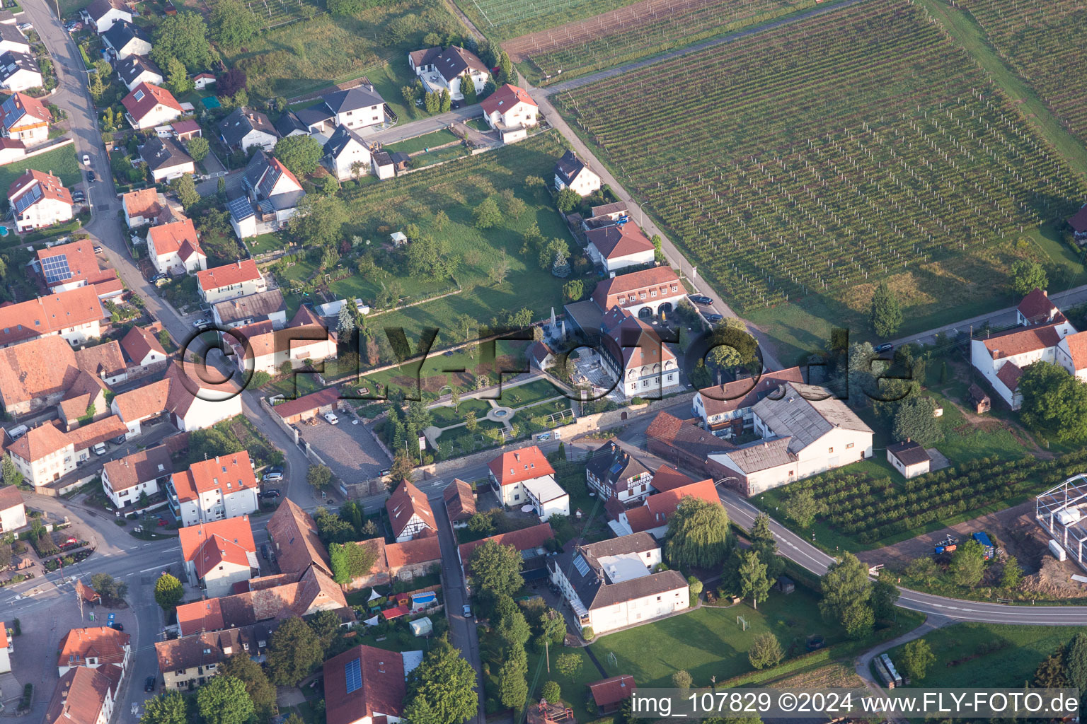 Oberotterbach dans le département Rhénanie-Palatinat, Allemagne d'en haut