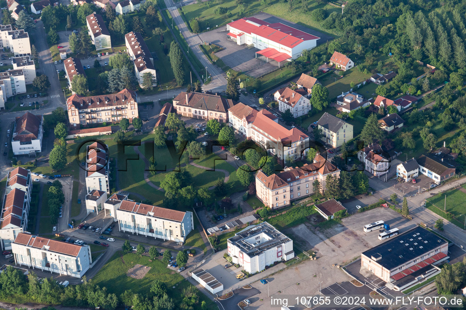 Vue d'oiseau de Wissembourg dans le département Bas Rhin, France