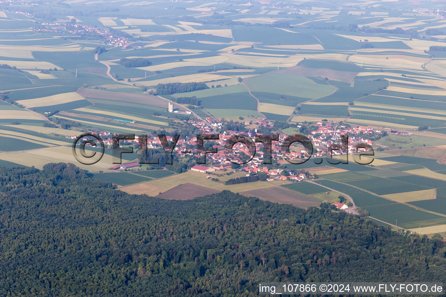 Salmbach dans le département Bas Rhin, France du point de vue du drone