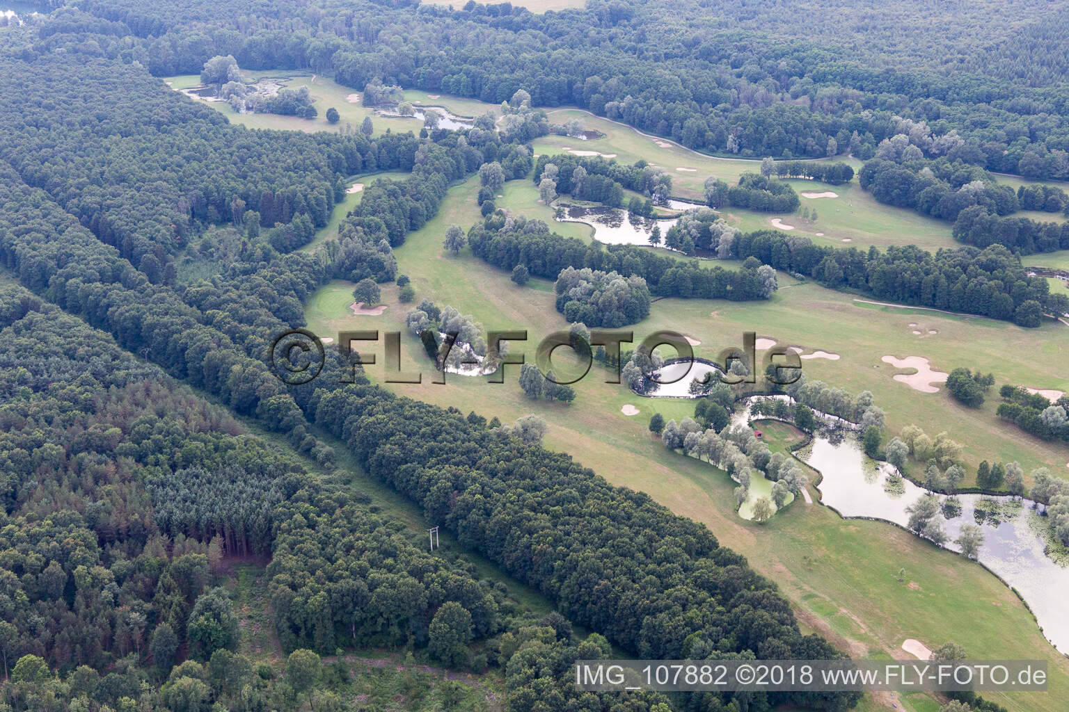 Club de golf à Soufflenheim dans le département Bas Rhin, France d'en haut