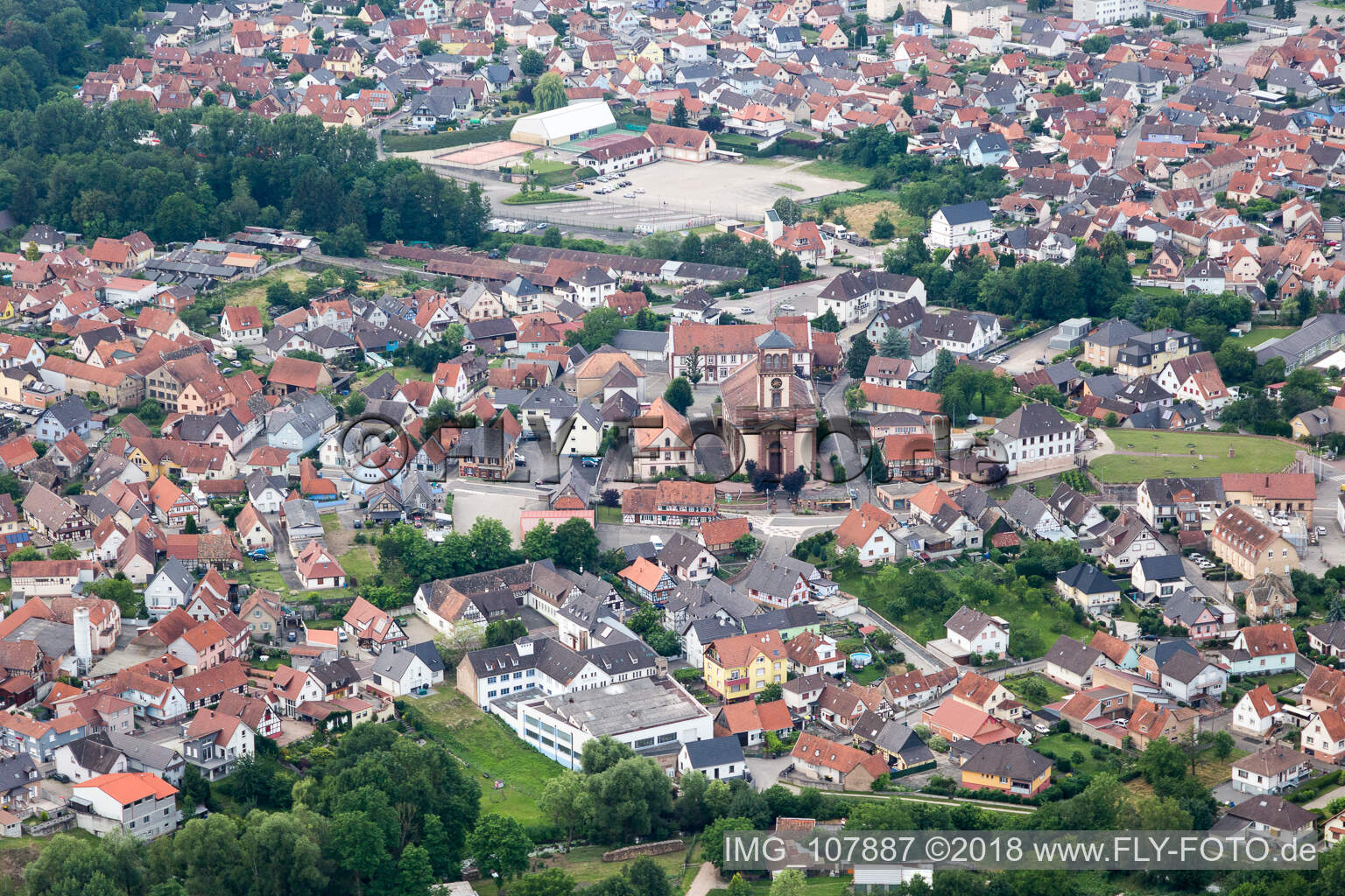 Soufflenheim dans le département Bas Rhin, France d'en haut
