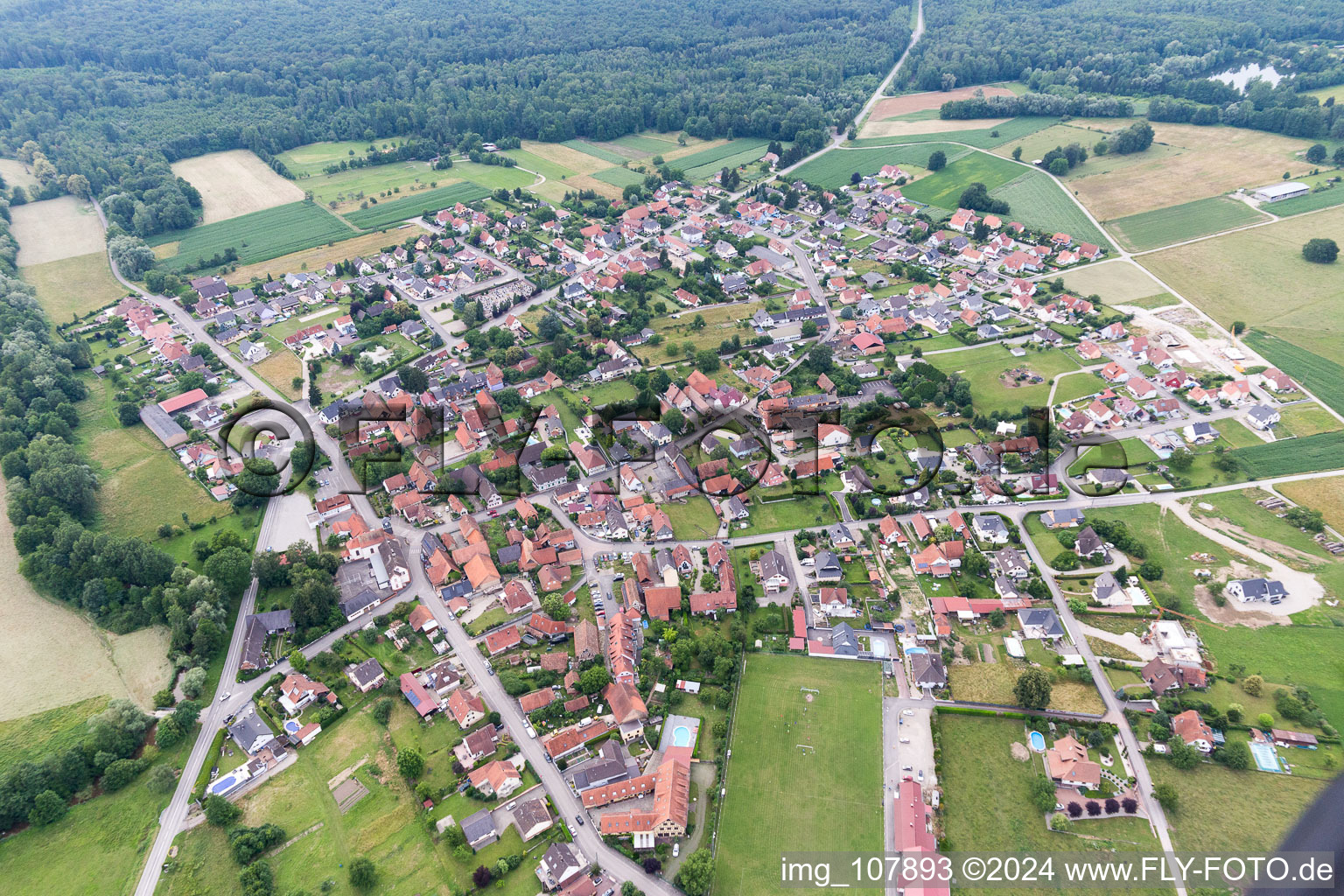 Forstfeld dans le département Bas Rhin, France d'en haut