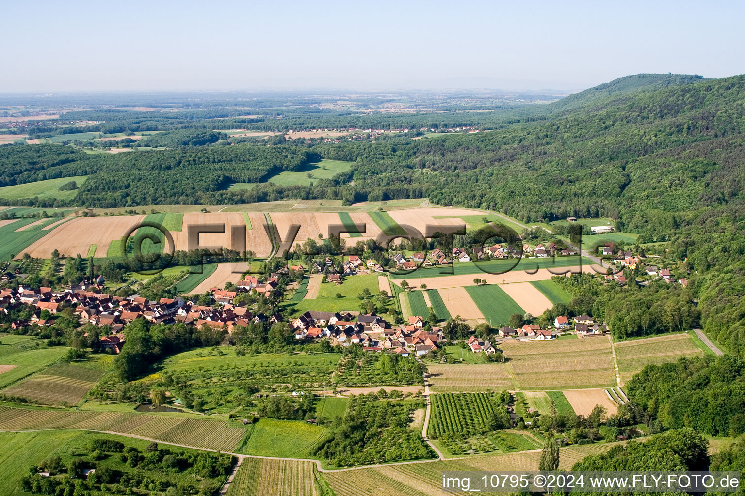 Image drone de Cleebourg dans le département Bas Rhin, France