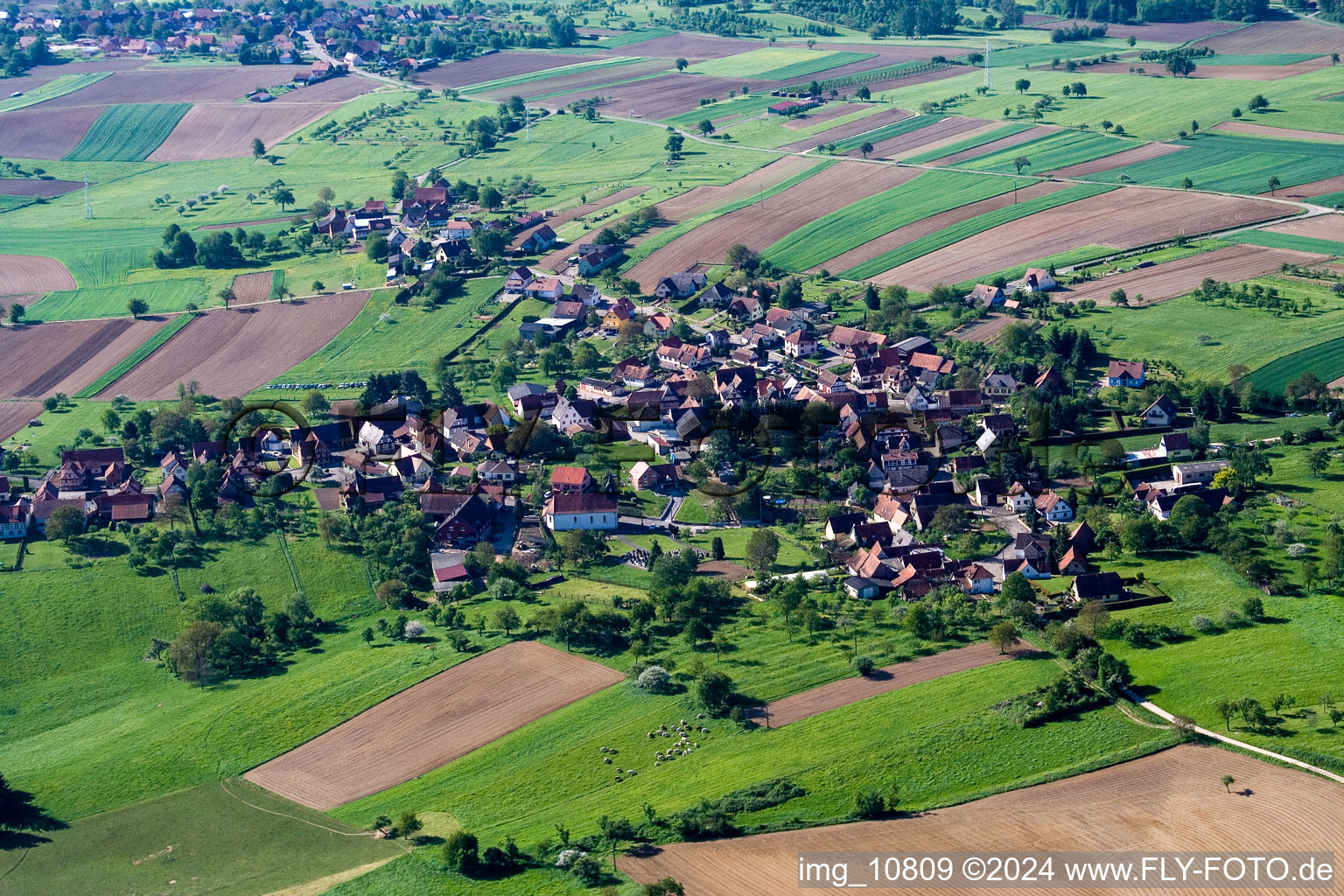 Vue oblique de Memmelshoffen dans le département Bas Rhin, France