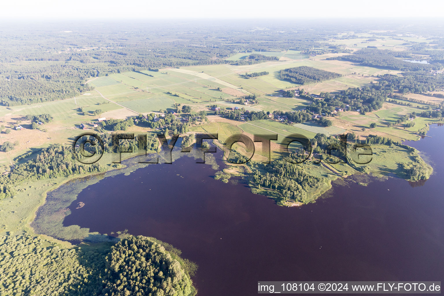 Vue oblique de Blädingenäs dans le département Kronoberg, Suède