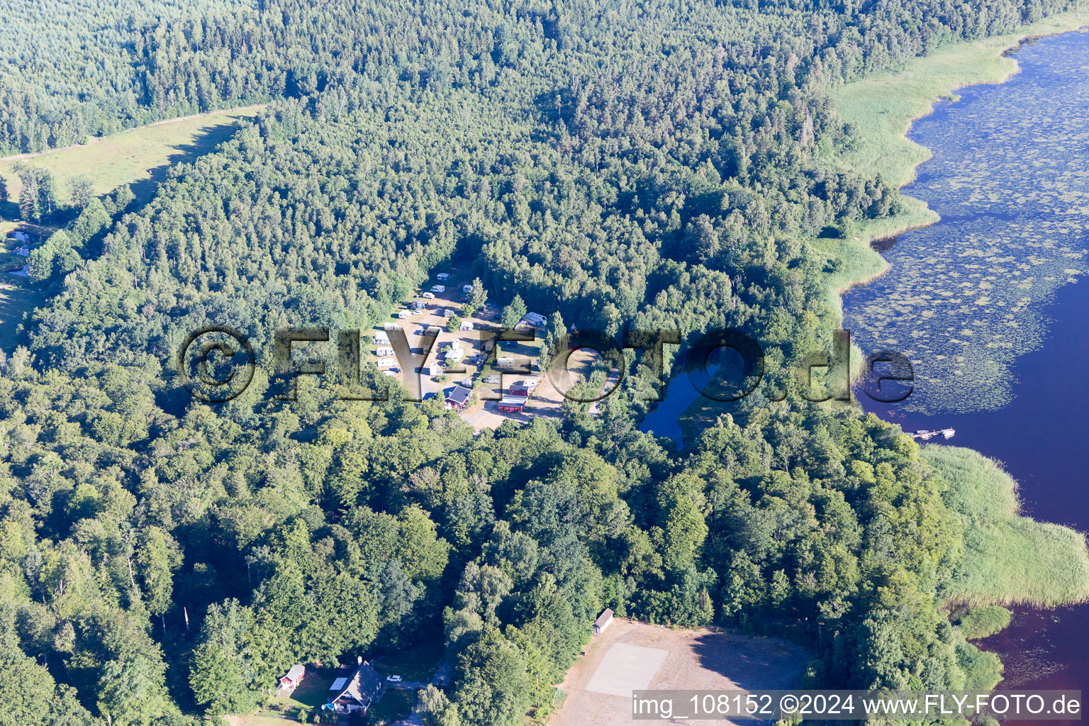 Vue aérienne de Torne dans le département Kronoberg, Suède