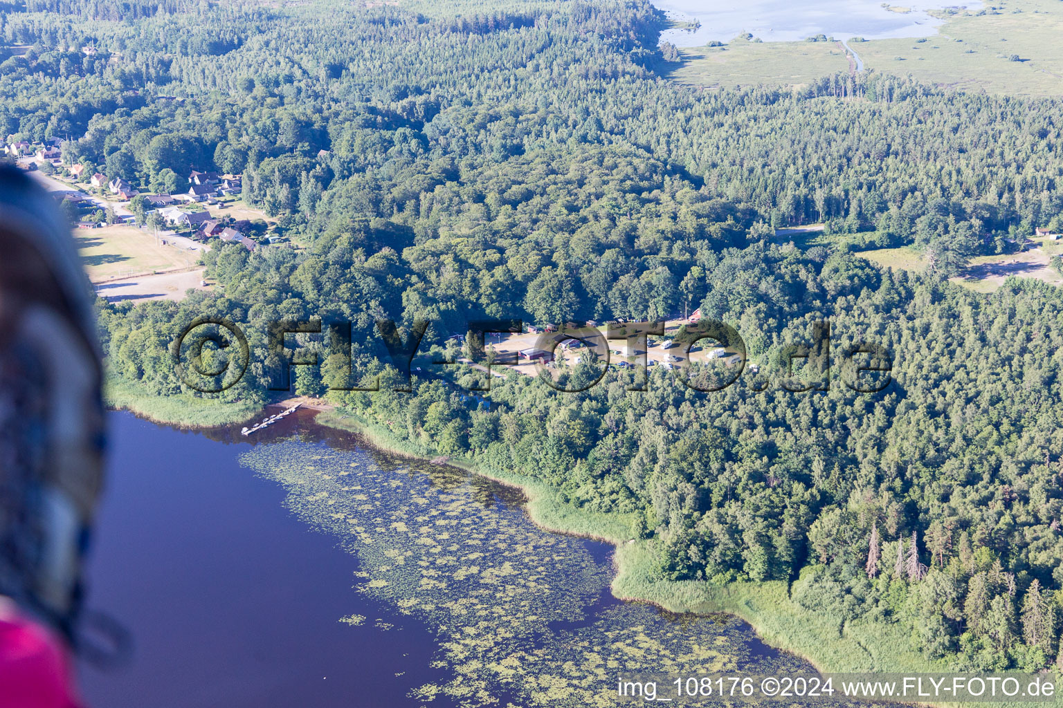 Vue oblique de Torne dans le département Kronoberg, Suède