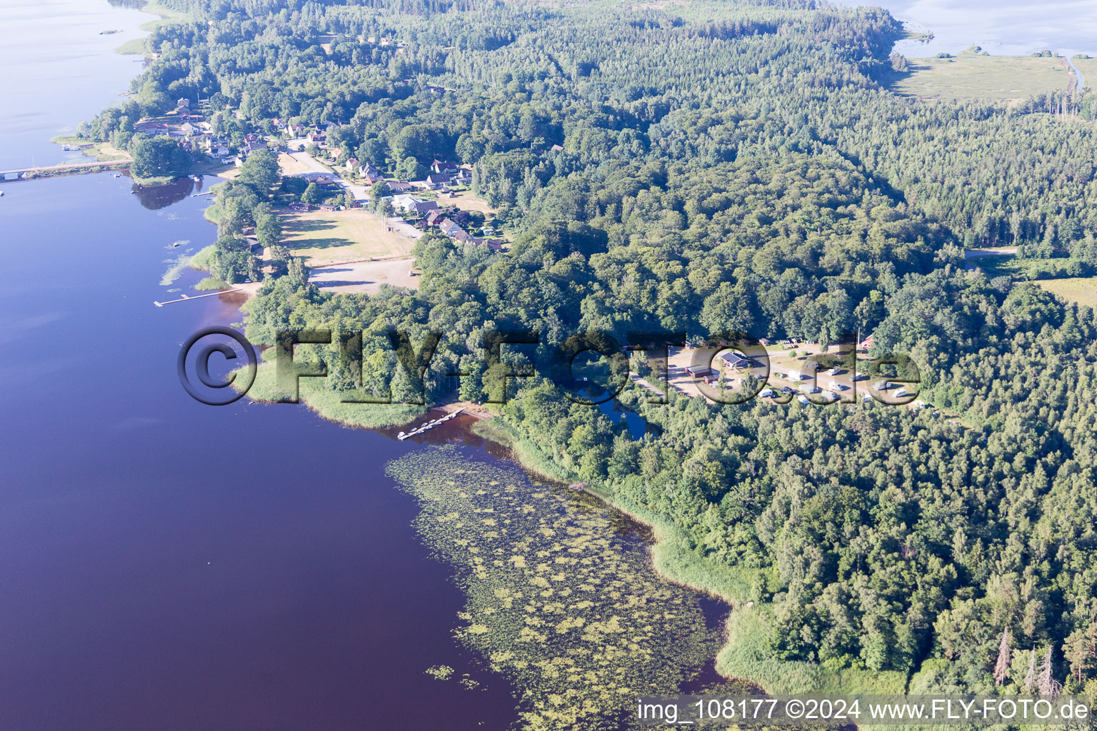 Torne dans le département Kronoberg, Suède d'en haut