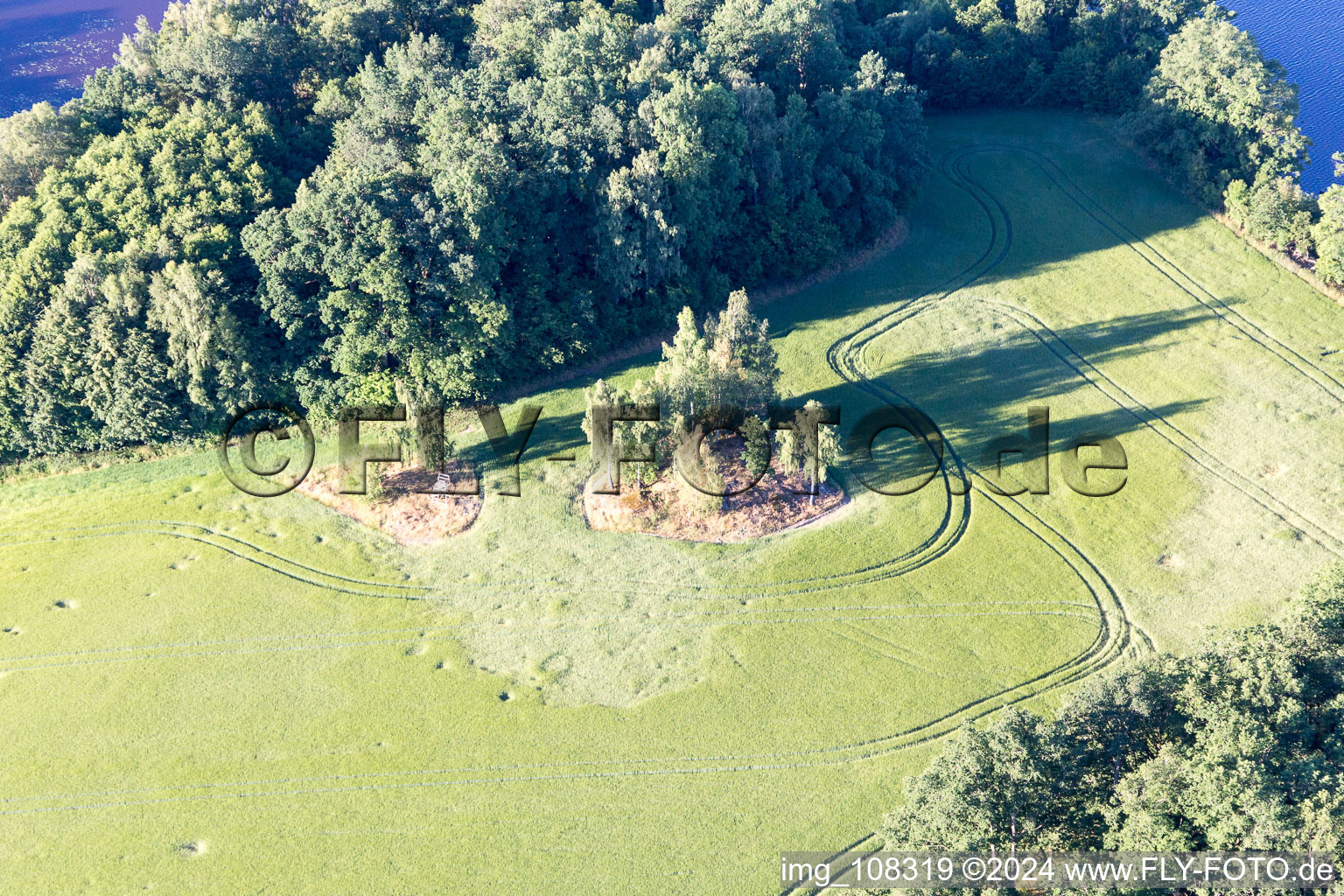 Skäggalösa dans le département Kronoberg, Suède du point de vue du drone