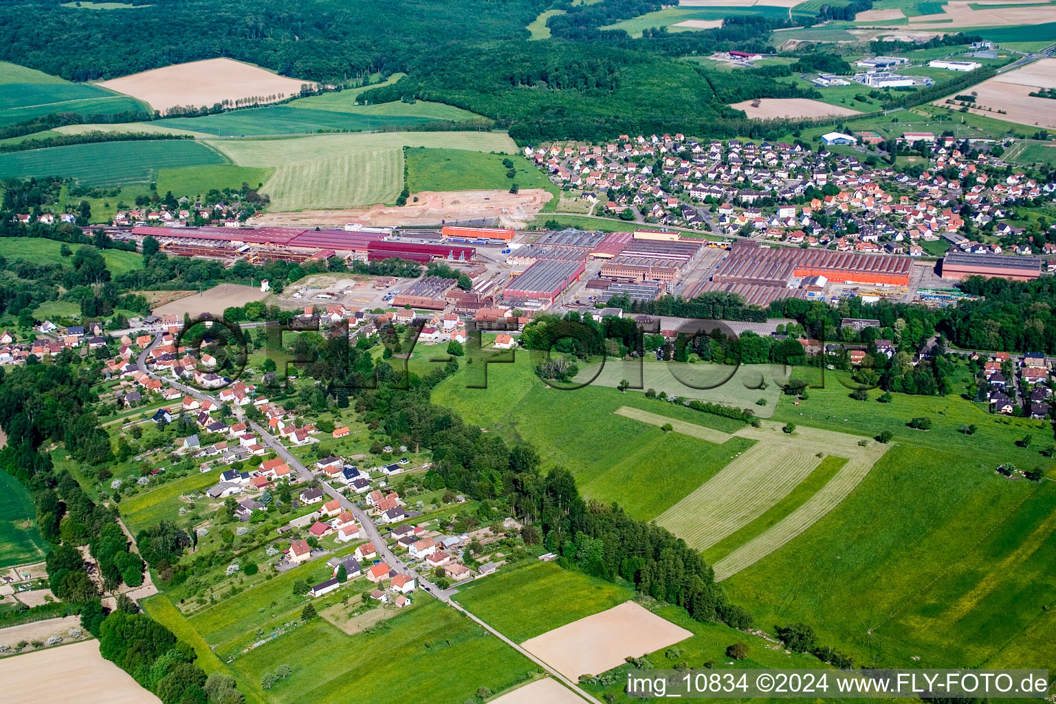 Photographie aérienne de Reichshoffen dans le département Bas Rhin, France