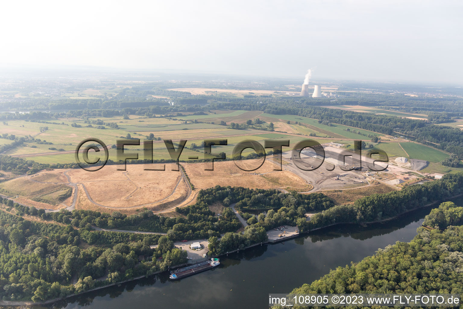 Vue aérienne de Île de Flotzgrün à Speyer dans le département Rhénanie-Palatinat, Allemagne