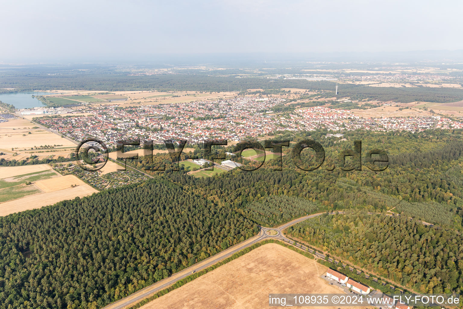 Vue aérienne de Quartier Wiesental in Waghäusel dans le département Bade-Wurtemberg, Allemagne