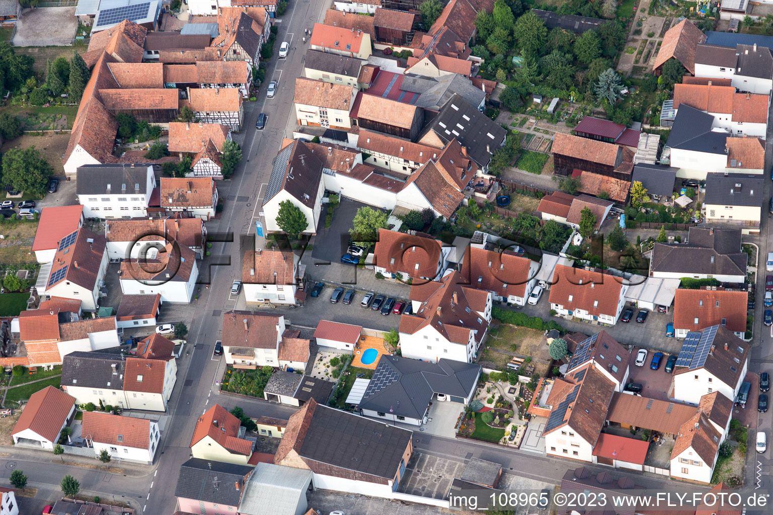 Photographie aérienne de Hatzenbühl dans le département Rhénanie-Palatinat, Allemagne