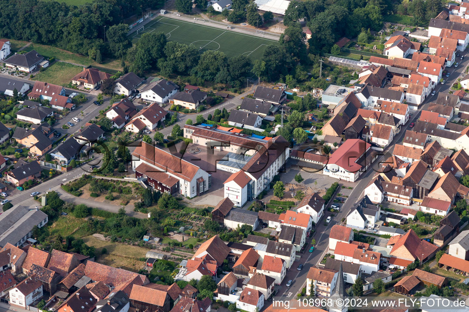 Hatzenbühl dans le département Rhénanie-Palatinat, Allemagne hors des airs