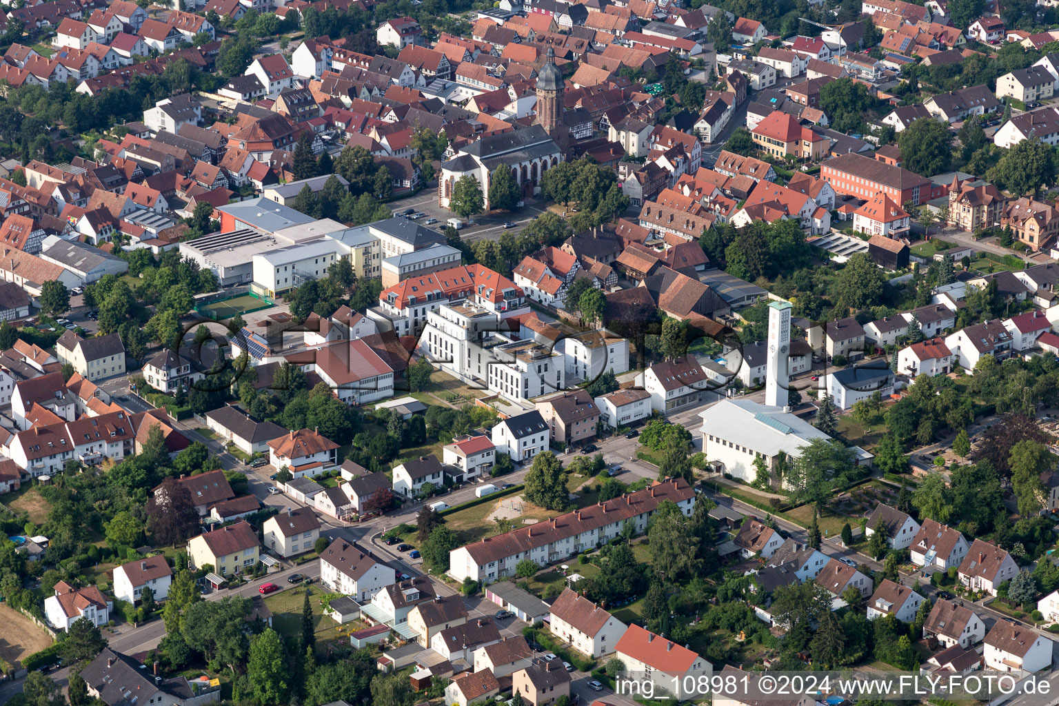 Enregistrement par drone de Kandel dans le département Rhénanie-Palatinat, Allemagne