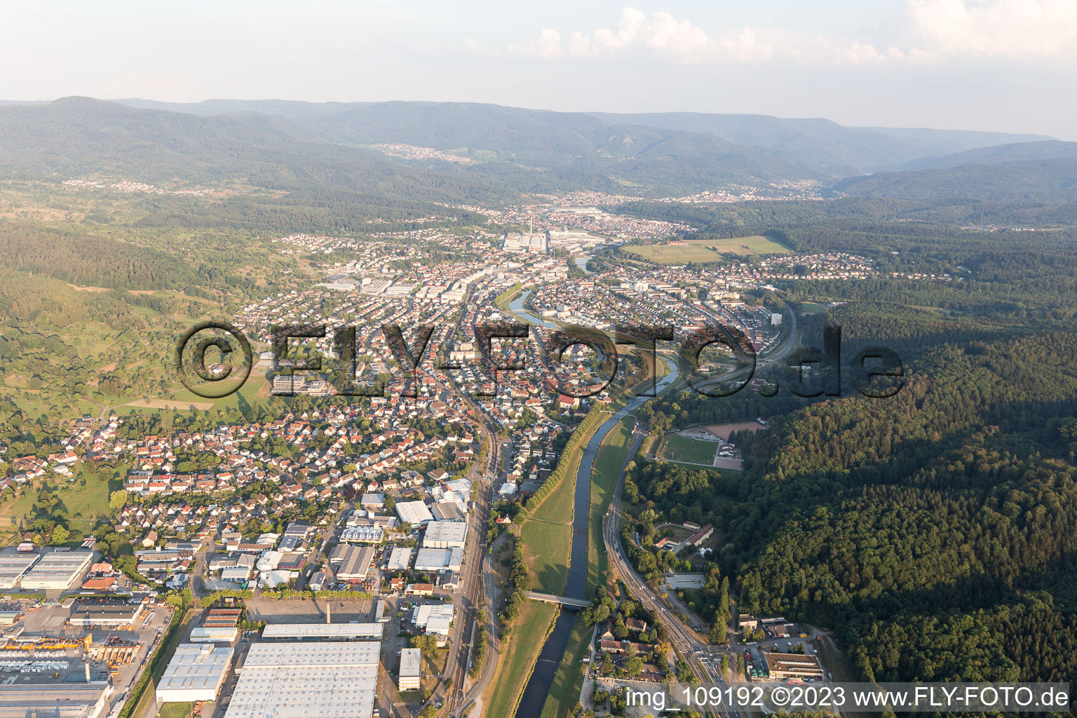 Vue aérienne de Bad Rotenfels dans le département Bade-Wurtemberg, Allemagne