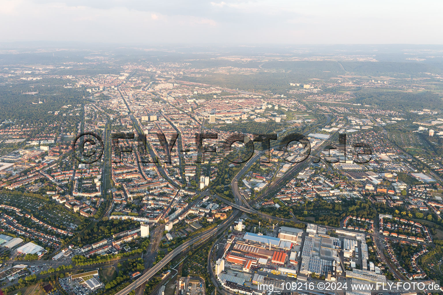 Quartier Mühlburg in Karlsruhe dans le département Bade-Wurtemberg, Allemagne hors des airs