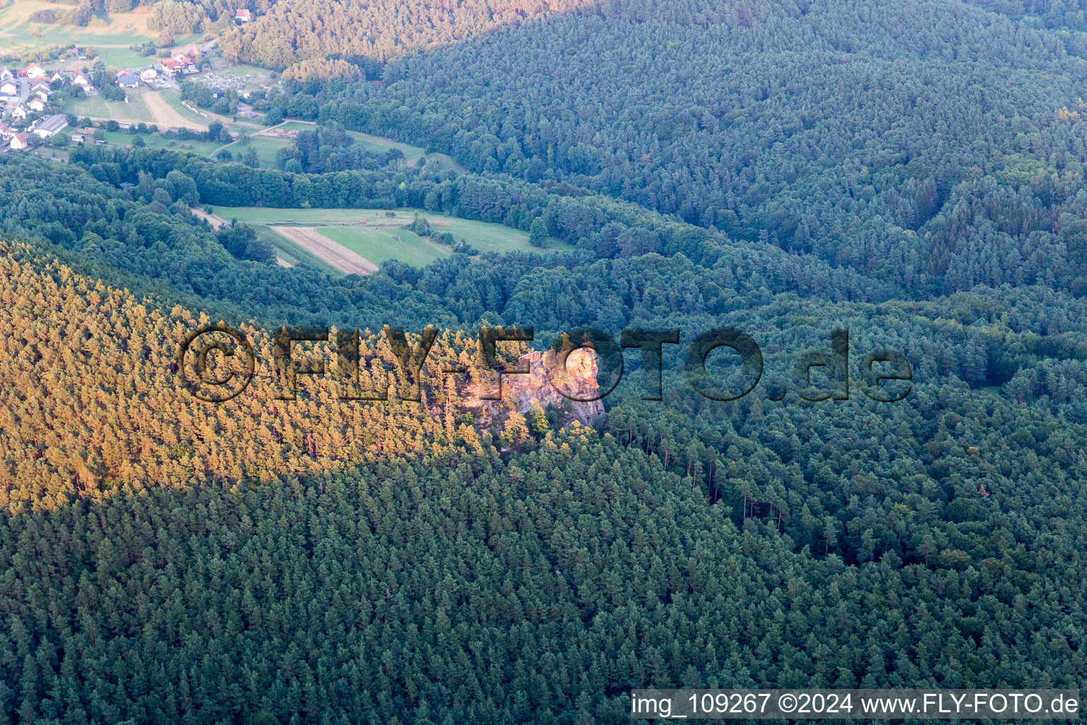 Vue oblique de Darstein dans le département Rhénanie-Palatinat, Allemagne