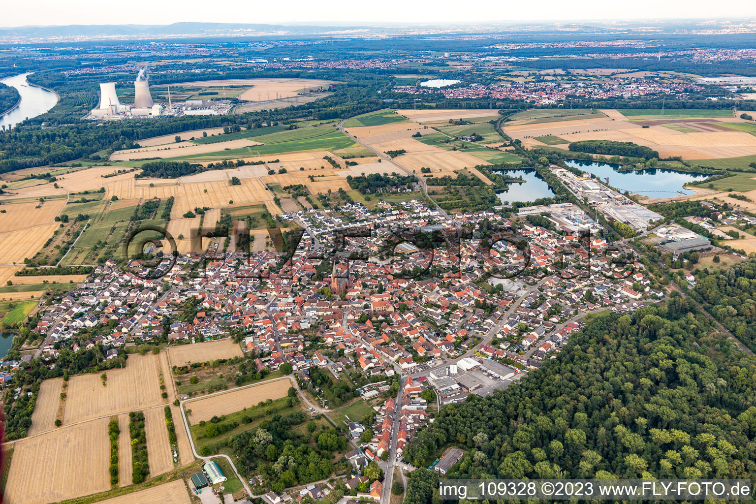 Quartier Rheinsheim in Philippsburg dans le département Bade-Wurtemberg, Allemagne vue du ciel