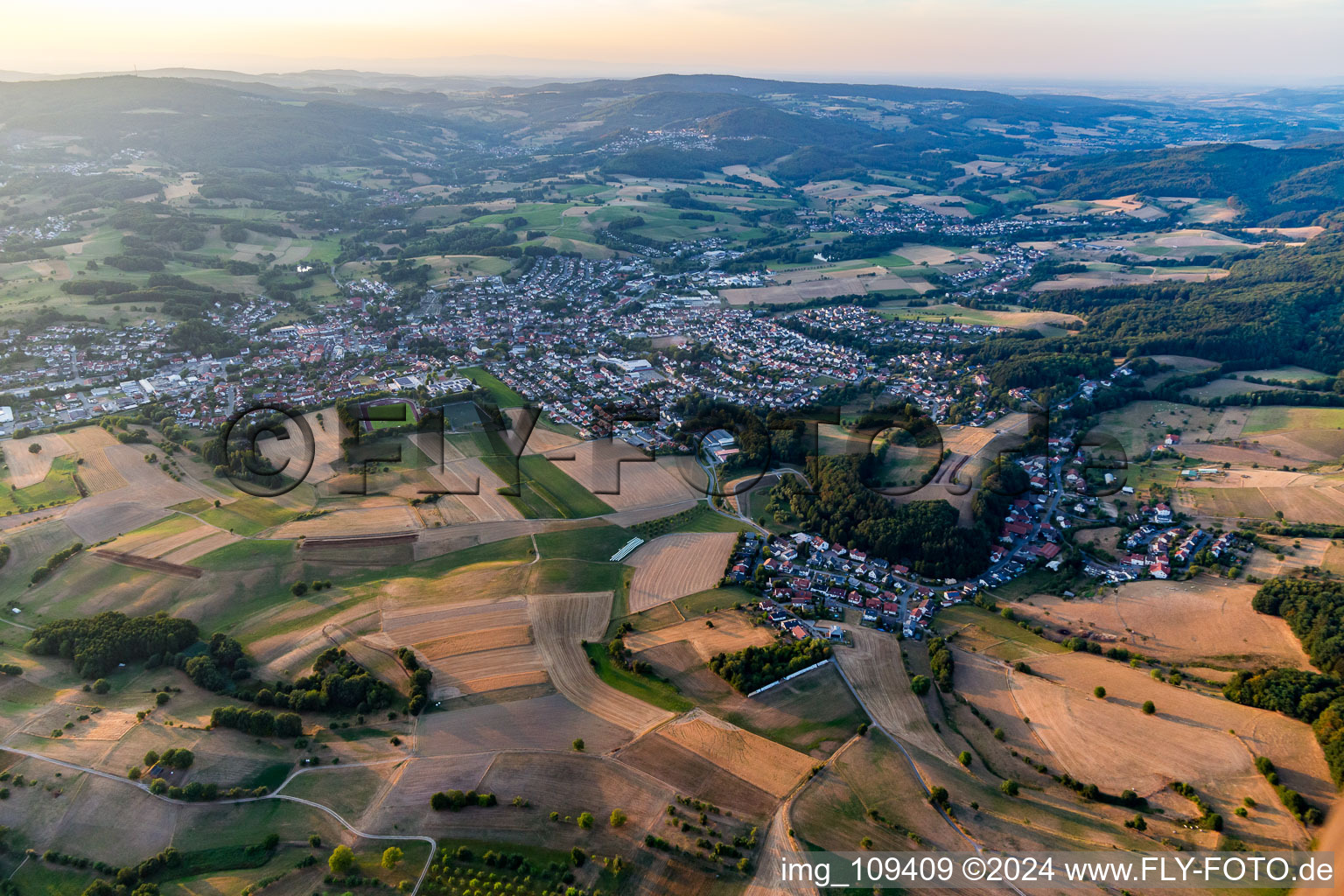 Vue aérienne de Du sud-est à Fürth dans le département Hesse, Allemagne