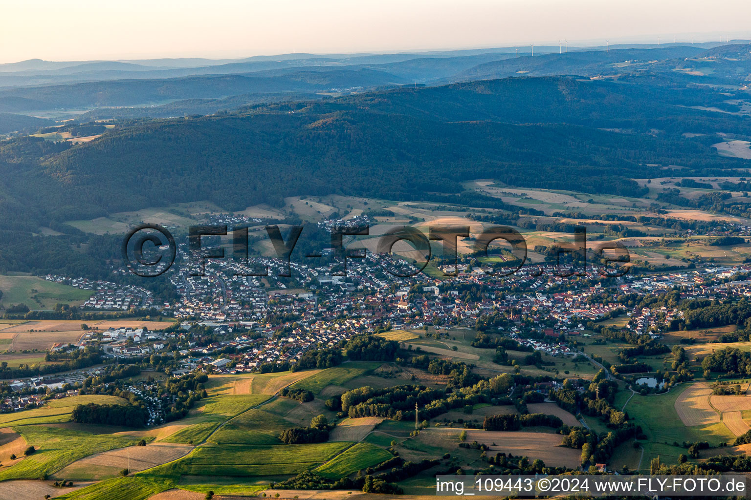 Vue aérienne de Du nord-ouest à Fürth dans le département Hesse, Allemagne