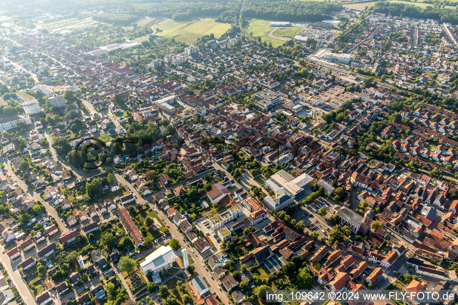 Kandel dans le département Rhénanie-Palatinat, Allemagne vue d'en haut