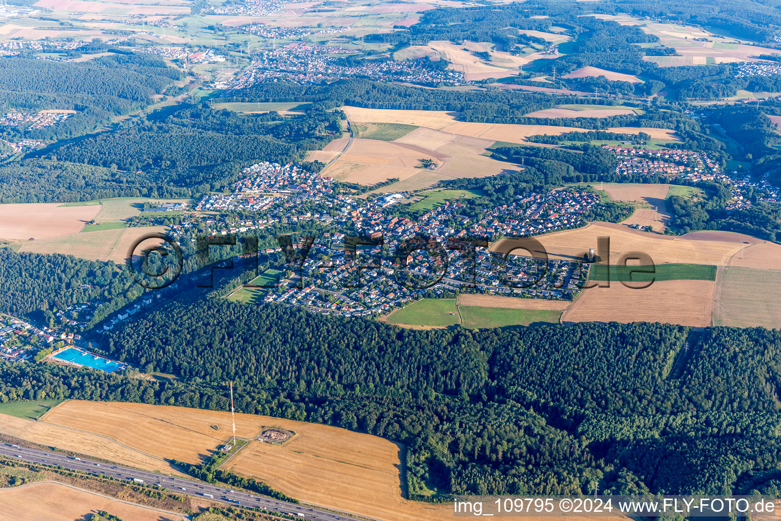 Enregistrement par drone de Kaiserslautern dans le département Rhénanie-Palatinat, Allemagne