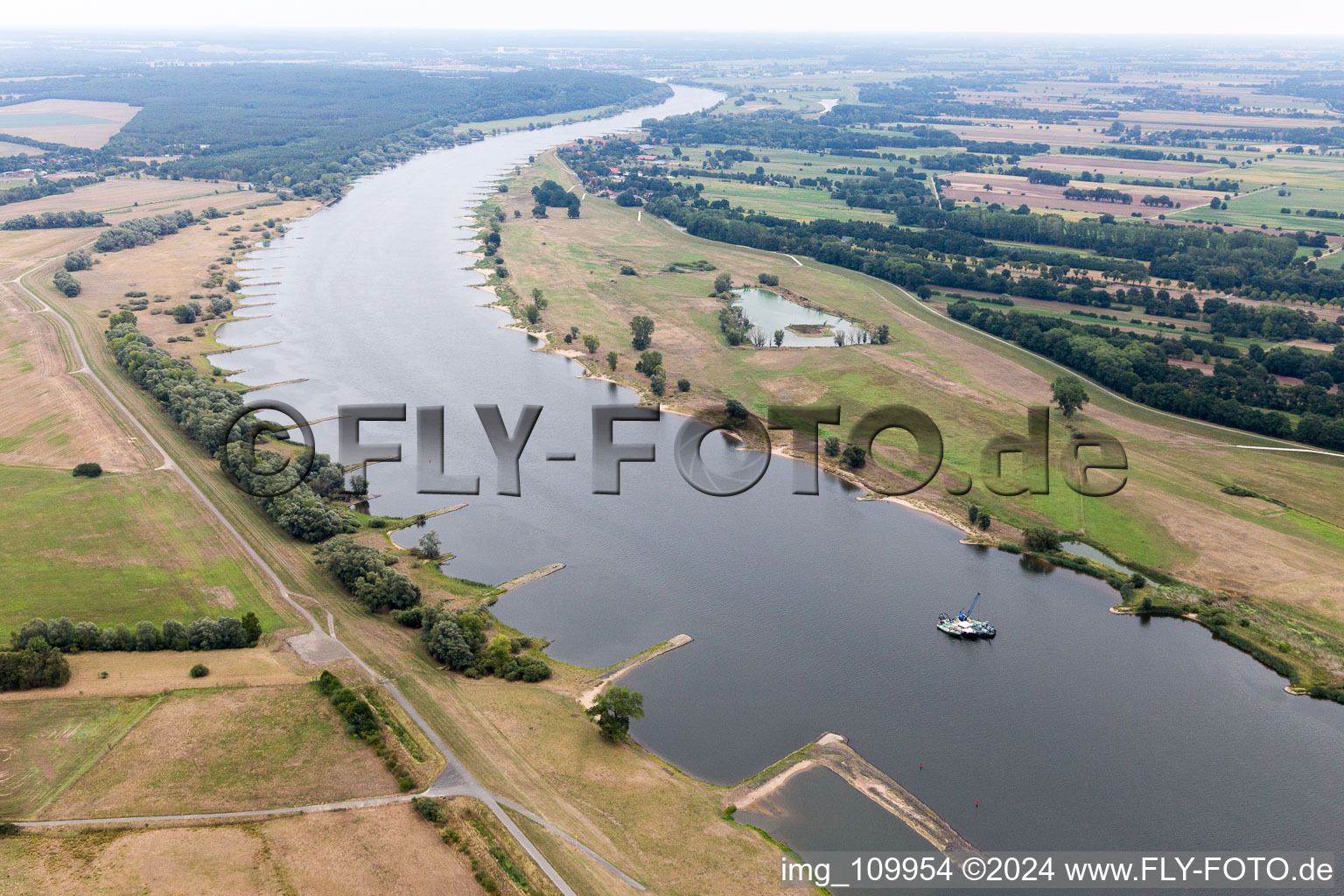 Vue aérienne de Lauenburg, contreforts de l'Elbe à Lauenburg dans le département Schleswig-Holstein, Allemagne