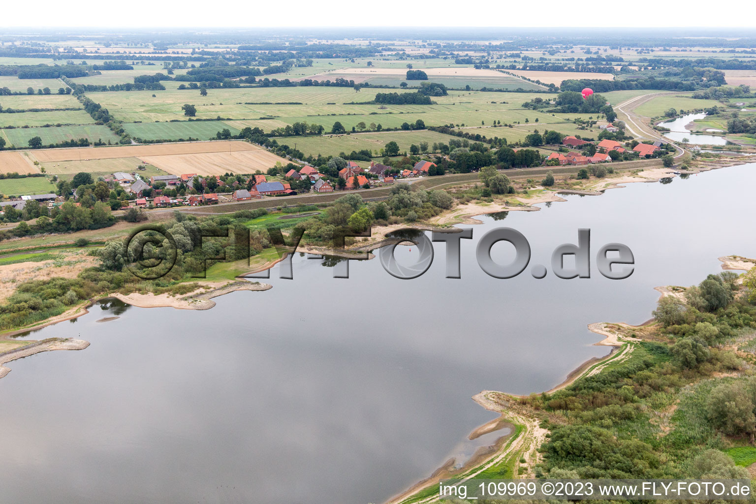 Vue aérienne de Stiepelse dans le département Basse-Saxe, Allemagne