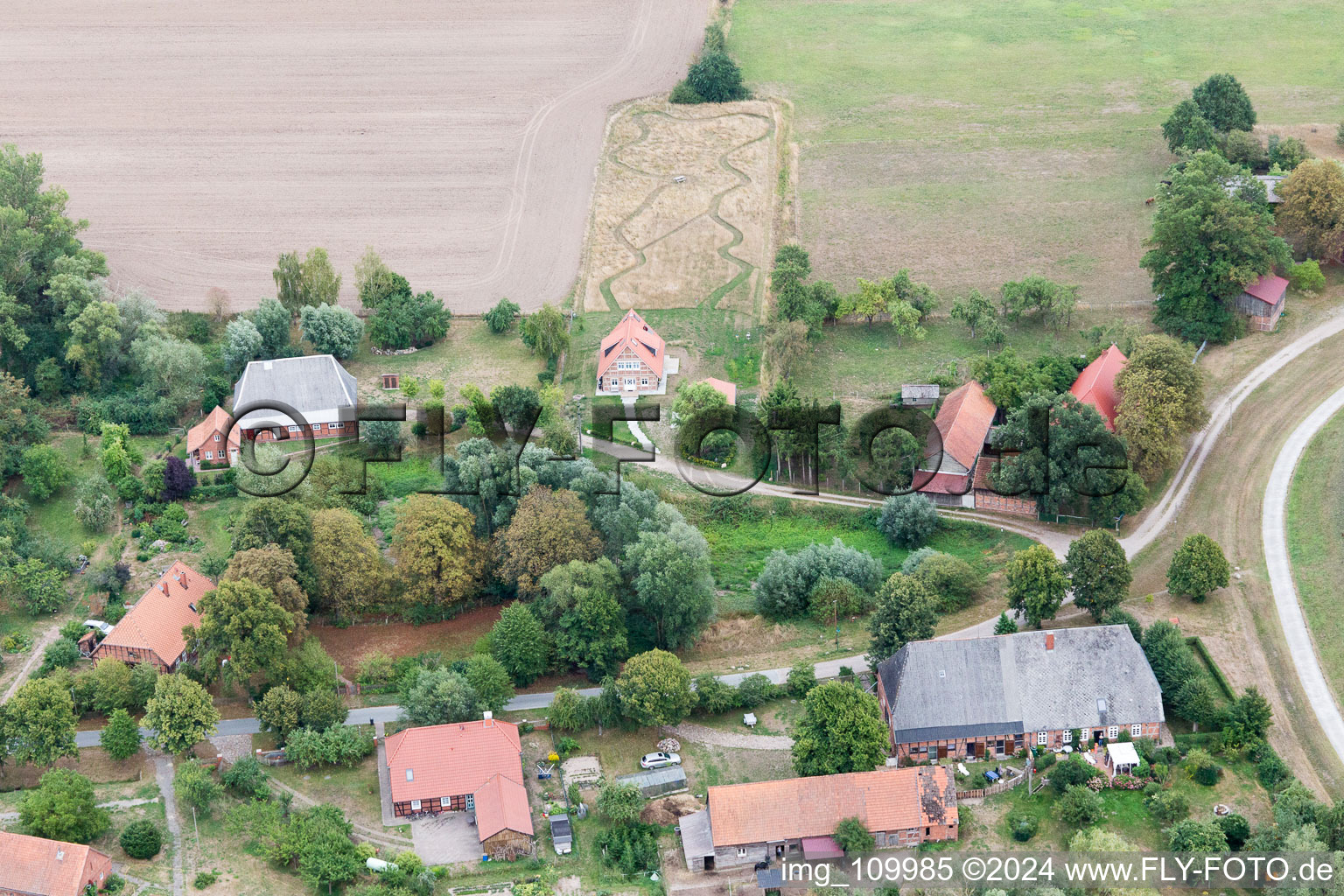 Vue aérienne de Neu Garge dans le département Basse-Saxe, Allemagne