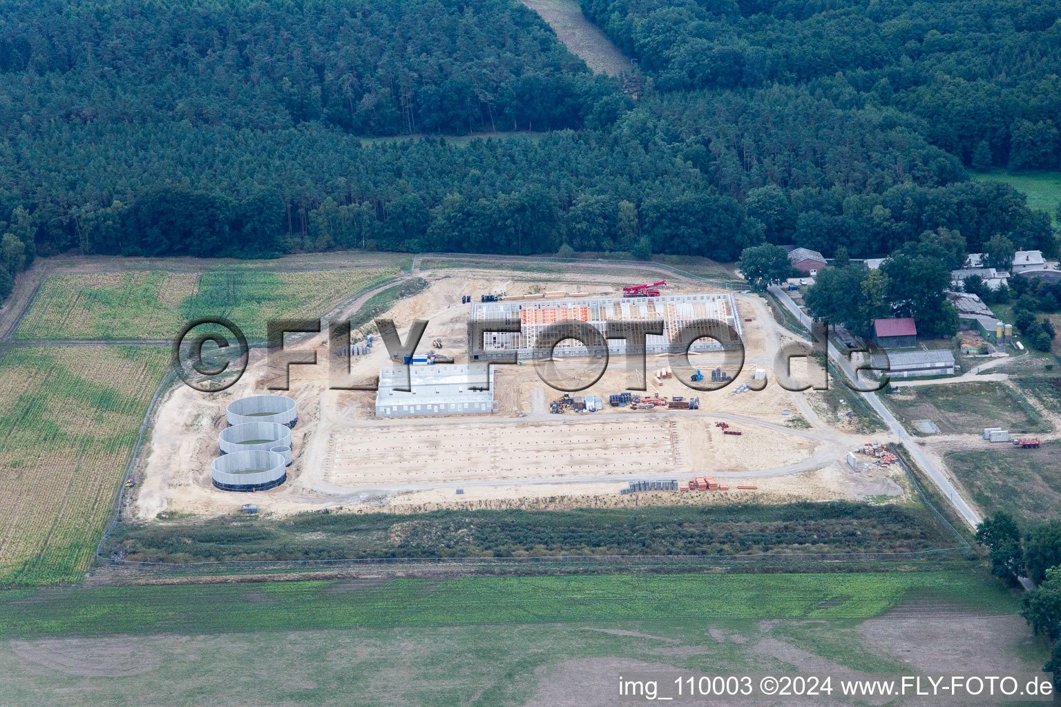 Vue aérienne de Haras islandais de chevaux Kronshof à Ellringen dans le département Basse-Saxe, Allemagne