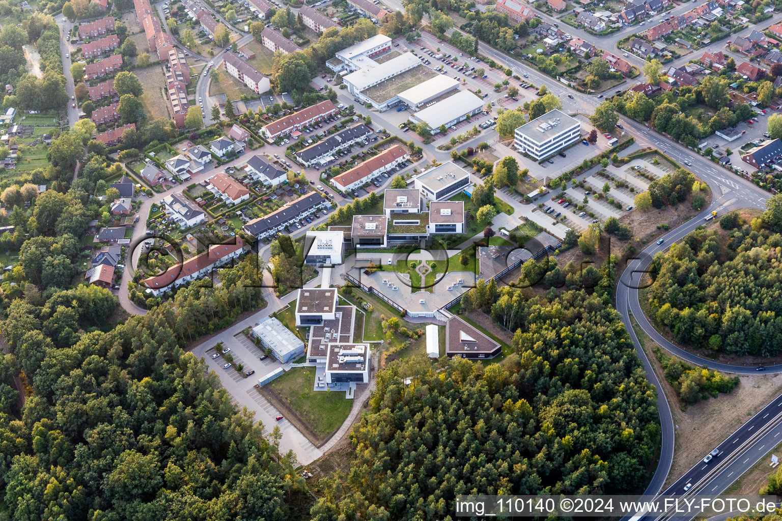 Vue aérienne de Campus- Werum Software & Systems AG et Werum IT Solutions GmbH dans le quartier de Moorfeld à le quartier Lüne-Moorfeld in Lüneburg dans le département Basse-Saxe, Allemagne