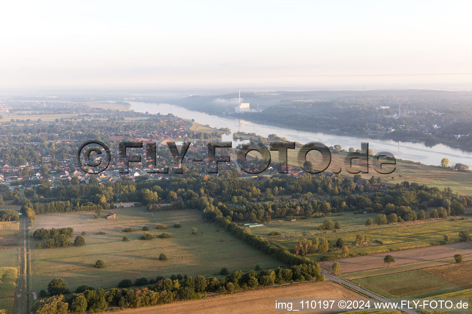 Vue aérienne de Tespe dans le département Basse-Saxe, Allemagne