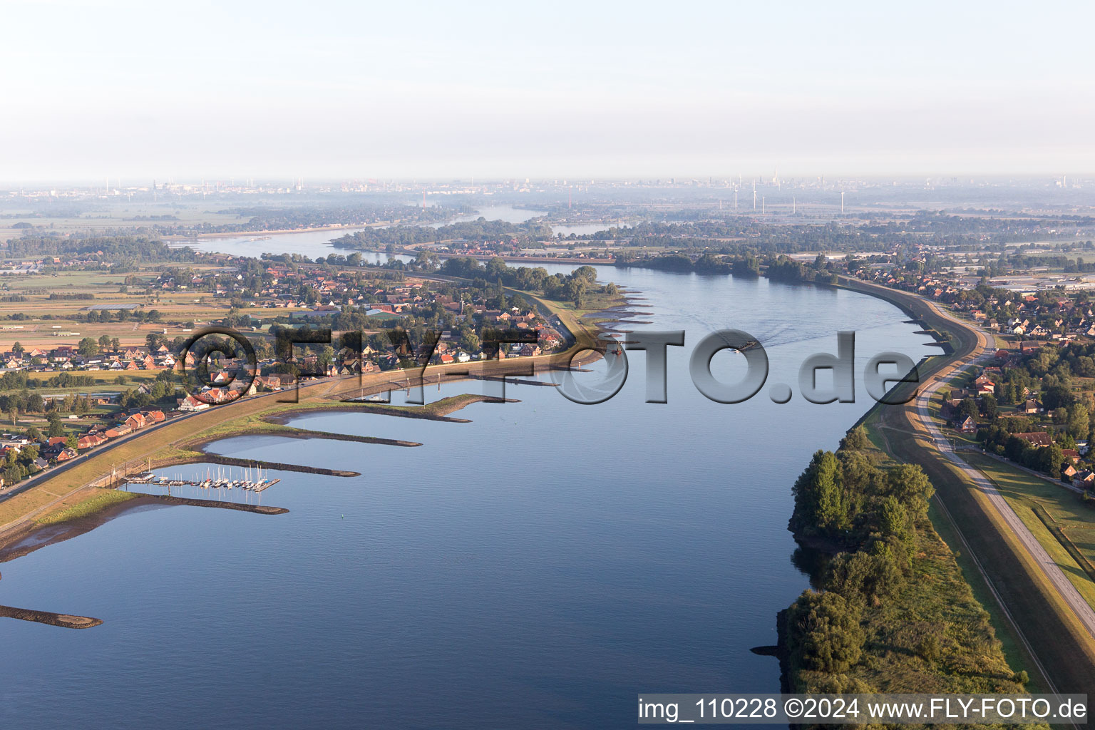 Vue aérienne de Fliegenberg dans le département Basse-Saxe, Allemagne