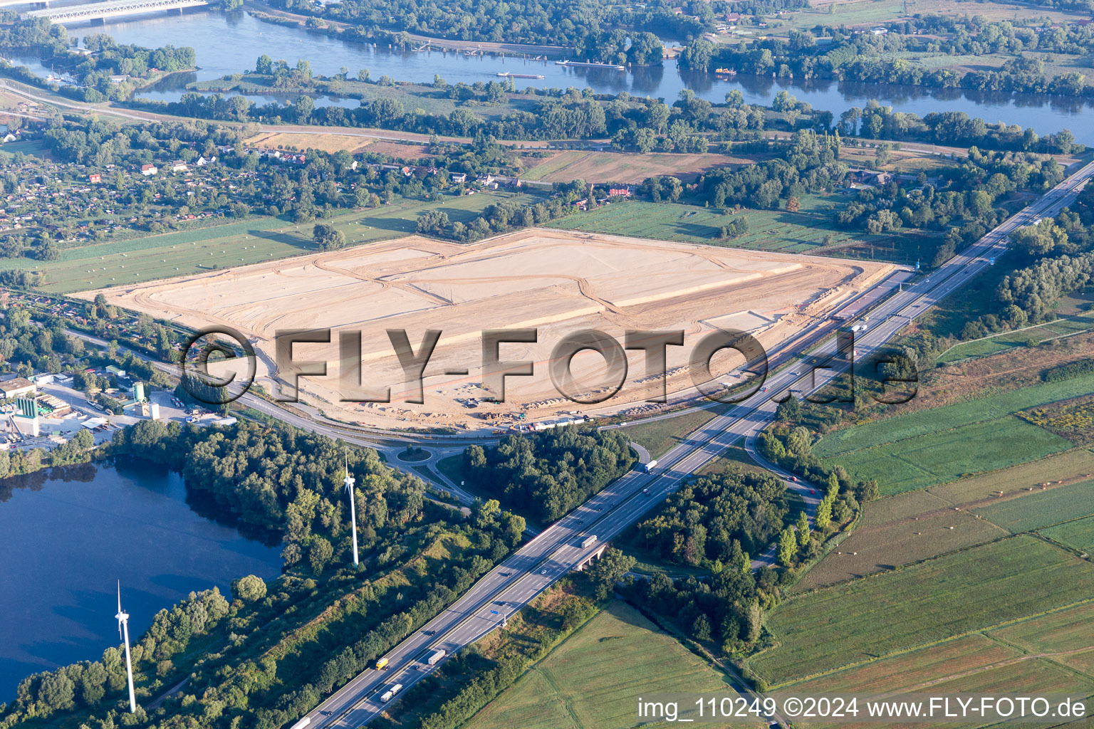 Vue aérienne de Chantier avec travaux d'aménagement et de terrassement dans le Neuländer Wettern sur l'A1 AS Hamburg-Harburg dans le quartier de Harburg à le quartier Neuland in Hamburg dans le département Hambourg, Allemagne