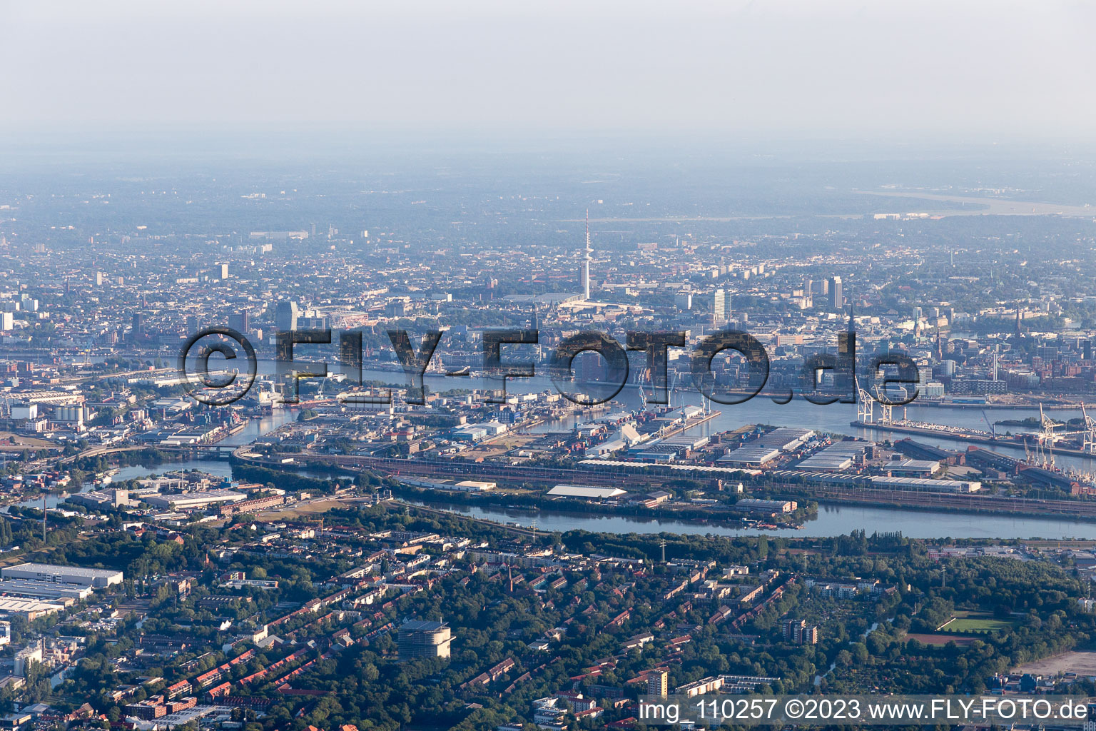 Vue aérienne de Wilhelmsburg dans le département Hambourg, Allemagne