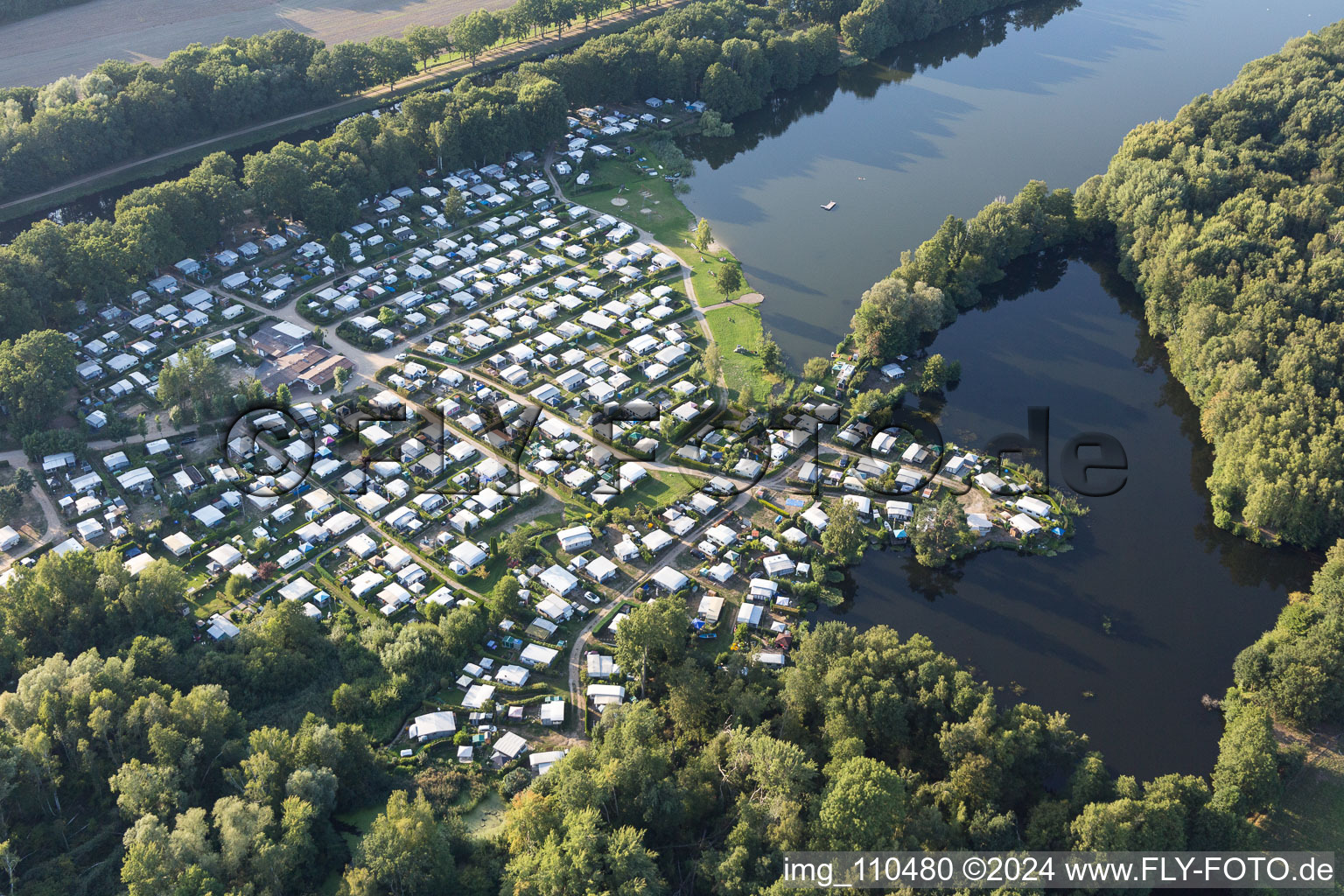 Photographie aérienne de Camping Lac à la Truite à Witzeeze dans le département Schleswig-Holstein, Allemagne