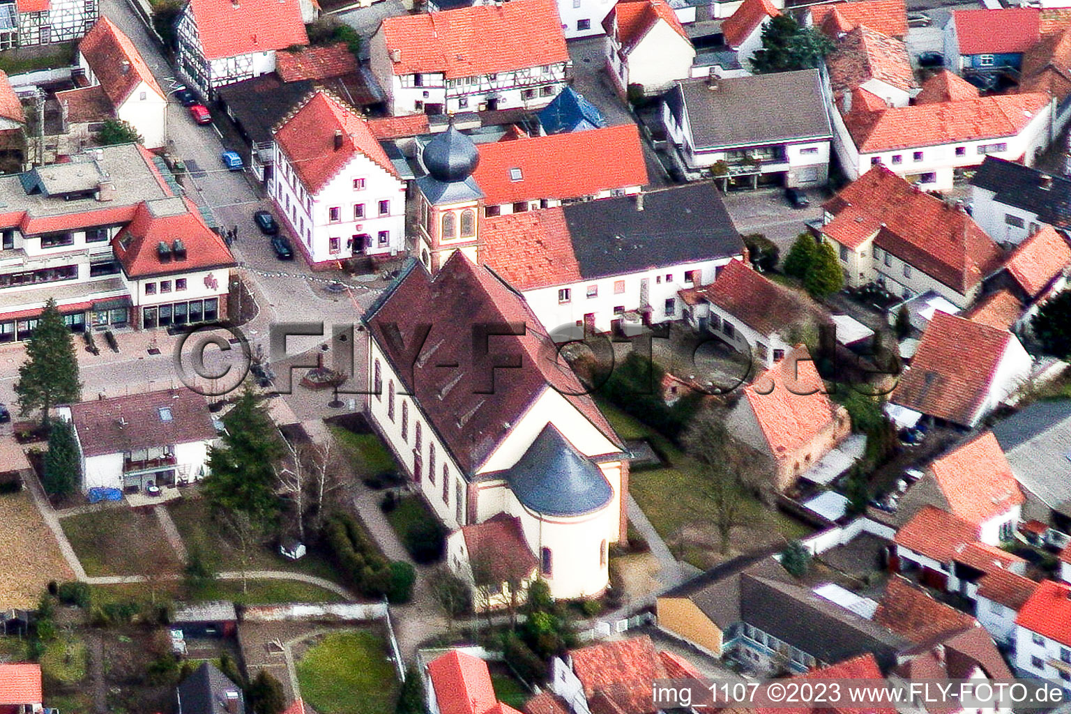 Vue aérienne de Centre depuis le nord-ouest à Hagenbach dans le département Rhénanie-Palatinat, Allemagne