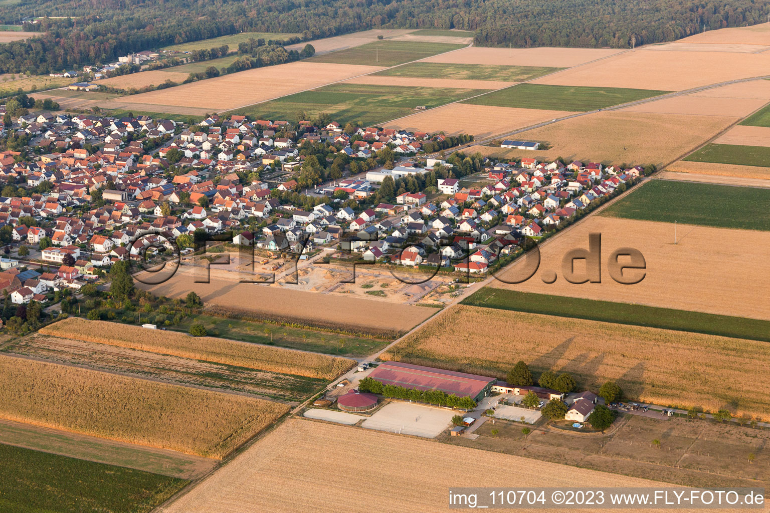Vue aérienne de Agrandissement de la nouvelle zone de développement Brotäcker à Steinweiler dans le département Rhénanie-Palatinat, Allemagne