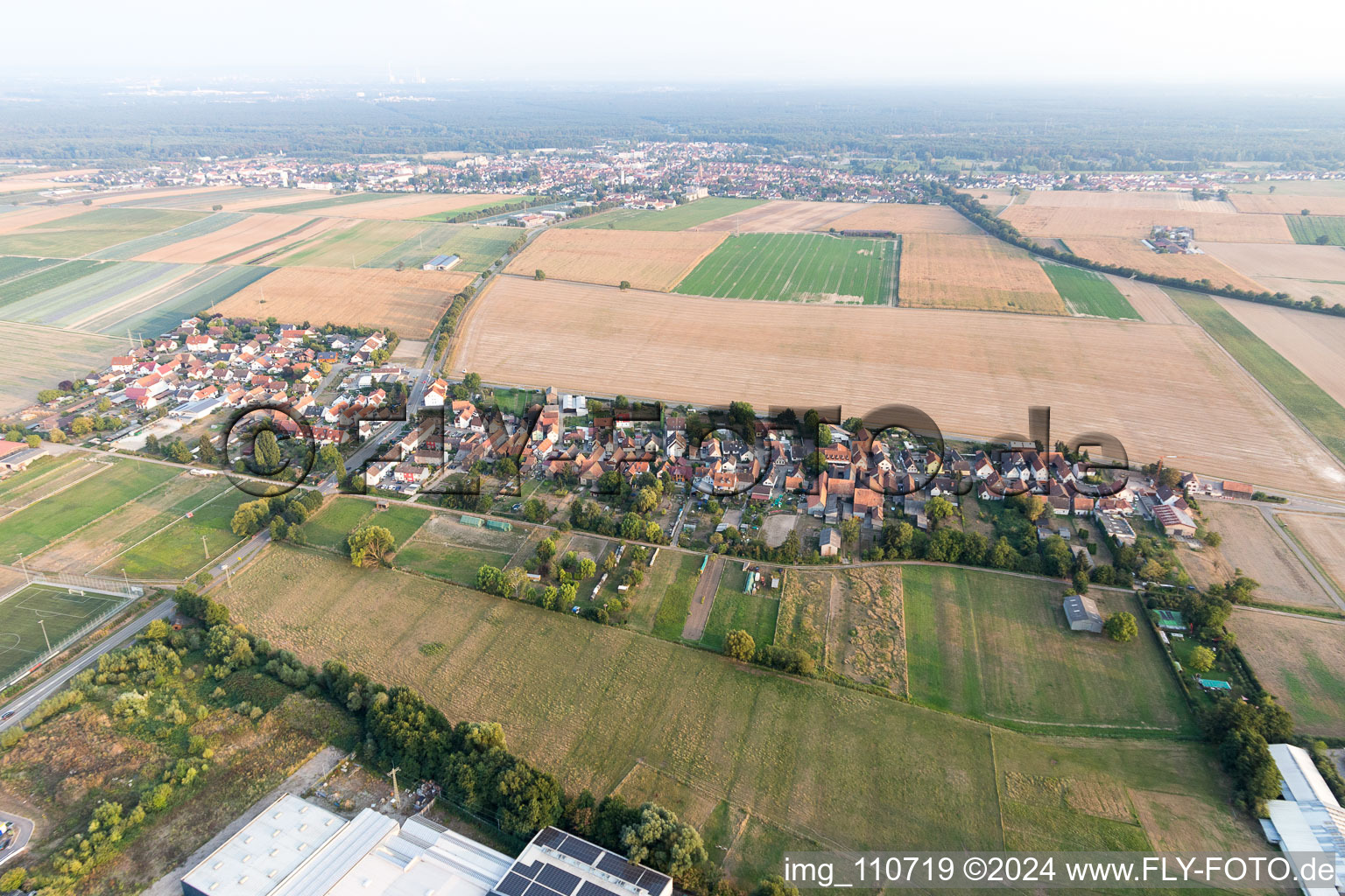 Enregistrement par drone de Quartier Minderslachen in Kandel dans le département Rhénanie-Palatinat, Allemagne